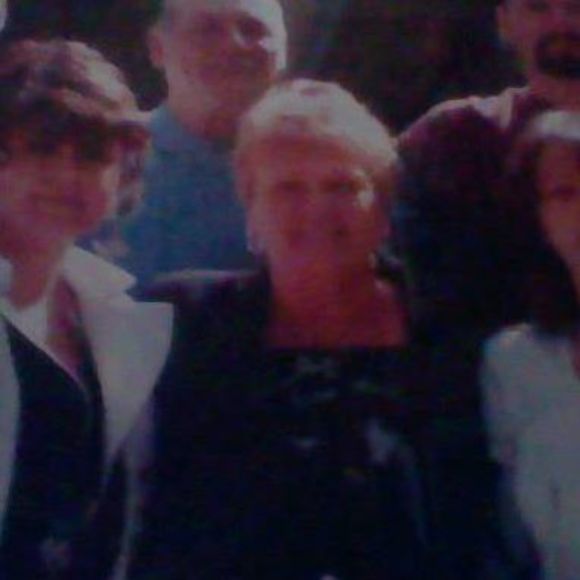 Meet your Posher, Sheila - Picture 1 of 1